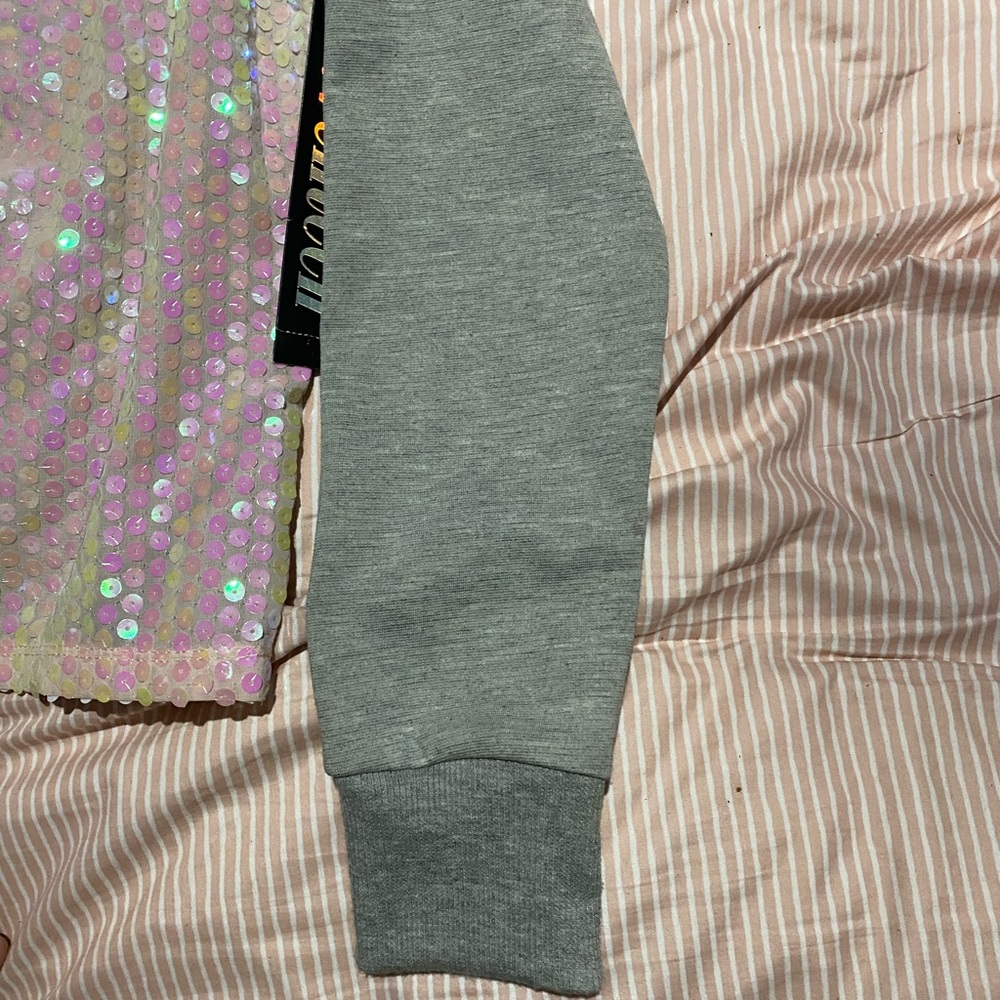 Cute sweater - Picture 5 of 6